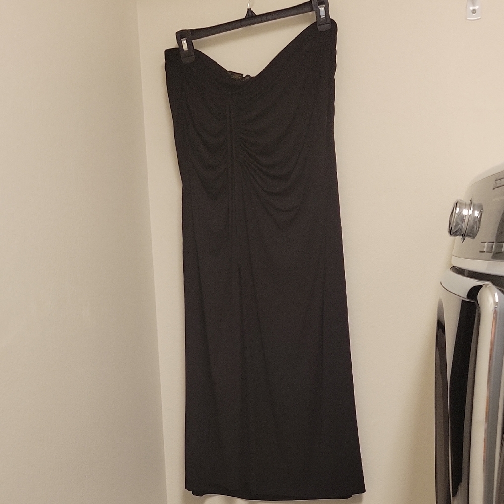 House of Harlow 1960 Black Ribbed Garment -- Tube Top